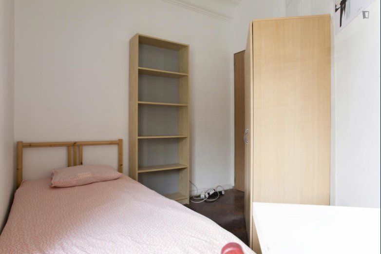 Flat H — Arroios