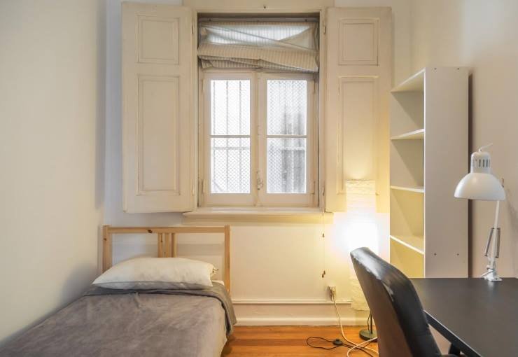 Flat B — Areeiro